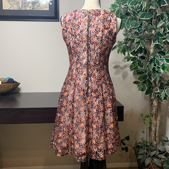 CB Established 1962 Floral Lace Dress Size 6 - Picture 4 of 9